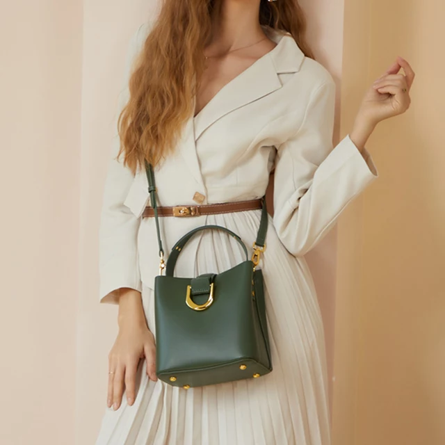 Stilaré Mimi Leather Bucket Bag