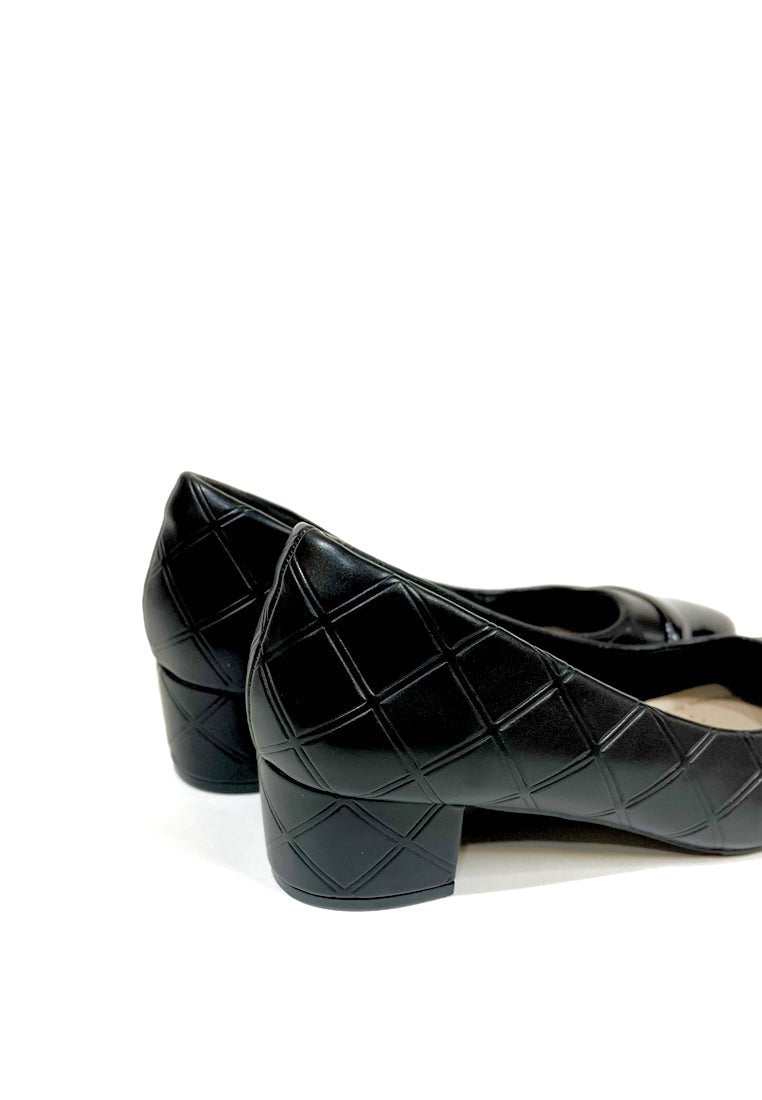 Stilaré Cailey Quilted Pumps - Stilaré