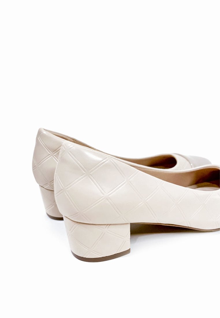 Stilaré Cailey Quilted Pumps - Stilaré