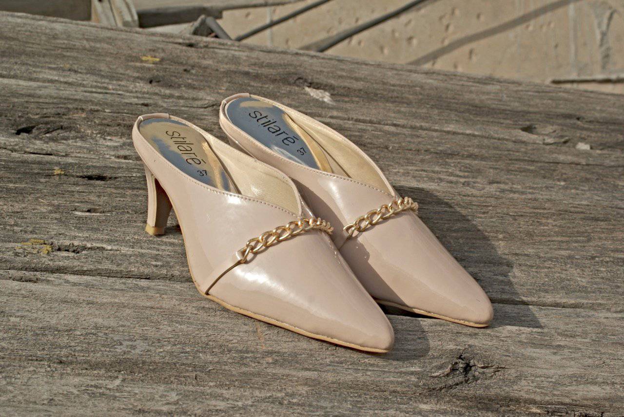 Stilarè Selena Mules in Nude - Stilaré